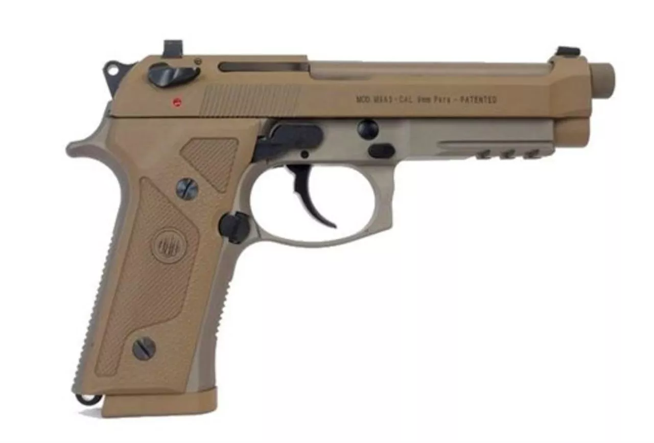 Beretta M9A3 9mm, 5.2″ Threaded Barrel, Alloy Frame, Flat Dark Earth, Tritium Night Sights, Ambidextrous Safety, 3 Magazines, 17 Rounds
