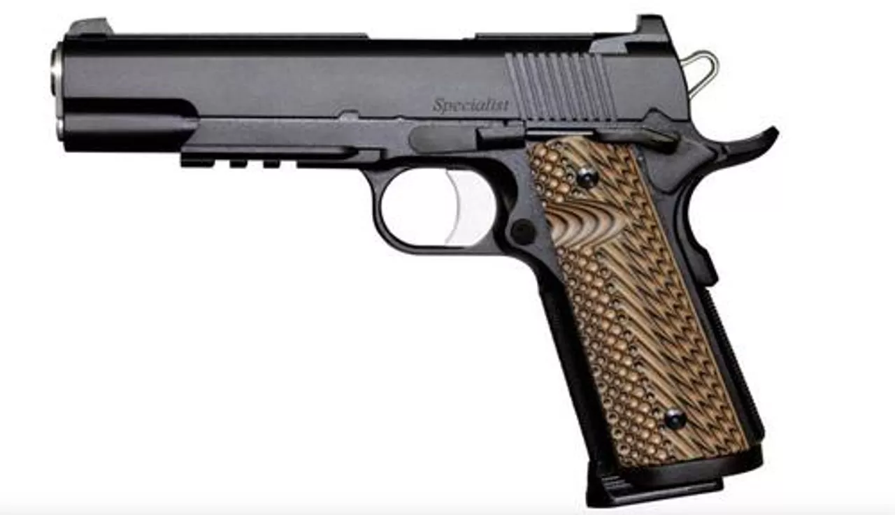 Dan Wesson Specialist 9mm, 5″ Barrel, Black, Night Sights,, rd, 10 rd