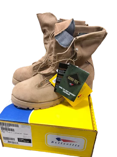 Flyer's Light Weight Desert Boot Size 11.5XW