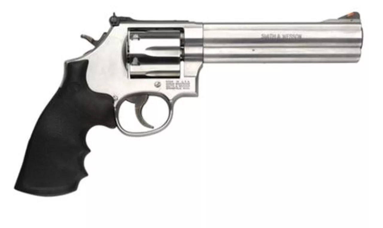 Smith & Wesson 686 Distinguish Combat 357 Mag/38 Spec 6″ 6rd Adjustable White Outline/Red Ramp SS