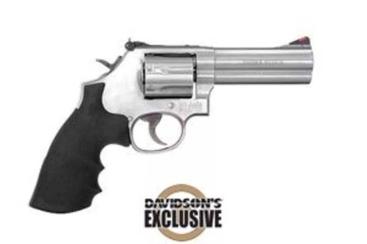 Smith & Wesson 686 Plus .357 Mag, Super Tuned Combat Magnum, 4″, 7rd