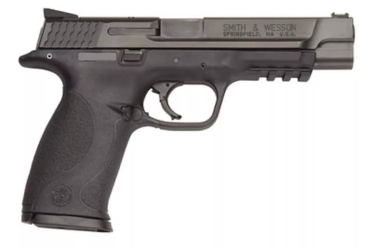 Smith & Wesson M&P 40 Pro .40SW 5″ Melonite Finish, Fiber Optic Sights, 15 Round