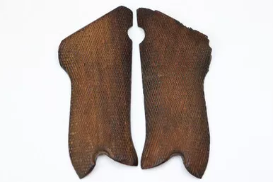 SOLD - Rare Eagle 135 Luger Grips