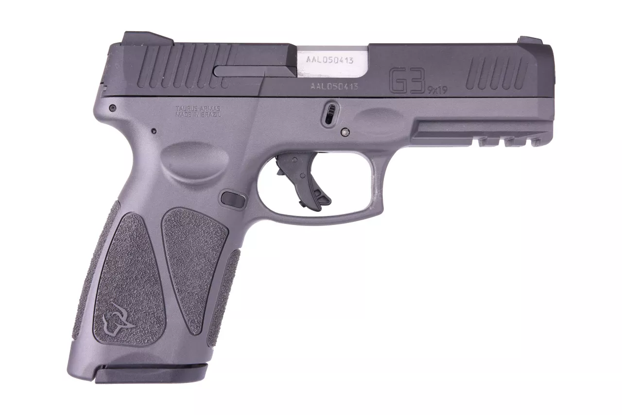 Taurus G3 Full Size, 9mm, 4″ Barrel, Polymer Frame, Black/Gray, 2 Magazines, 1-15Rd & 1-17Rd