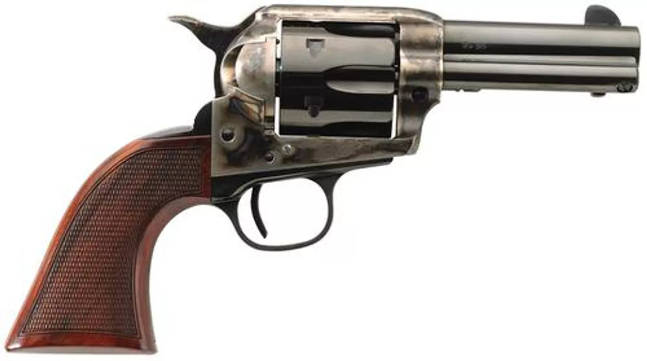 Taylor’s 1873 Runnin Iron Deluxe 45 LC 3.5″ 6rd Walnut CH Frame Blued
